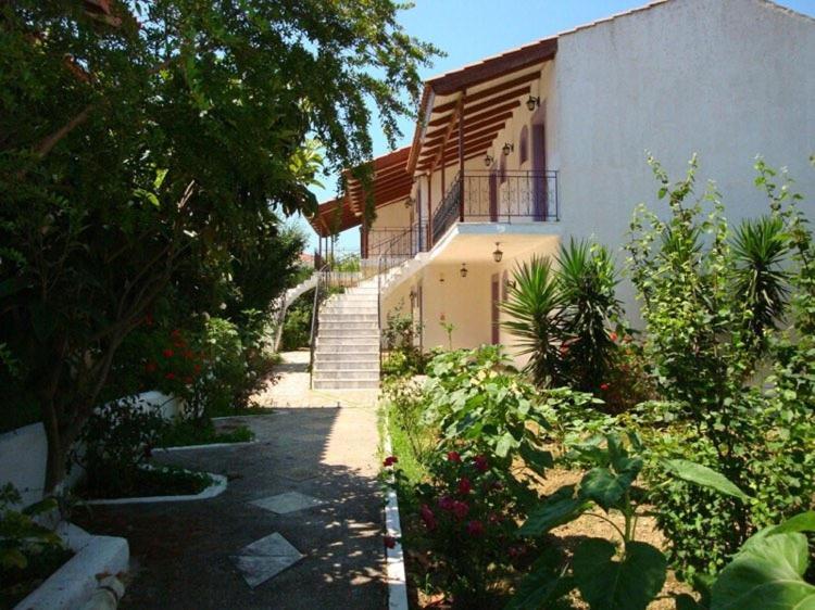 Terra Mare Hotel Agios Dimitrios  외부 사진
