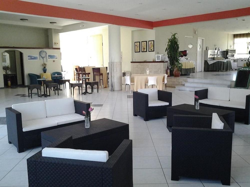 Terra Mare Hotel Agios Dimitrios  외부 사진